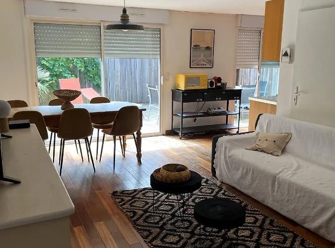 Cap بيت للعطل *